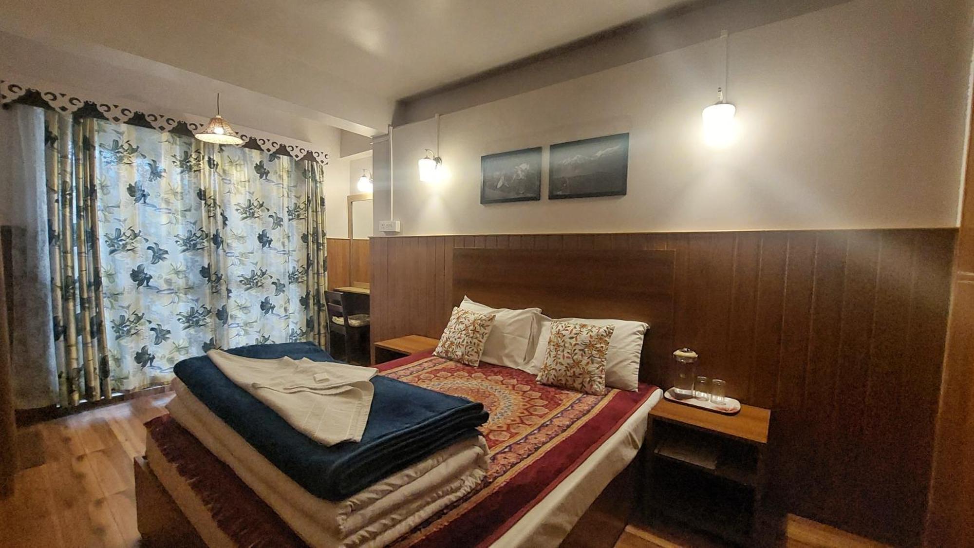 Indivar Homestay Darjeeling  Luaran gambar