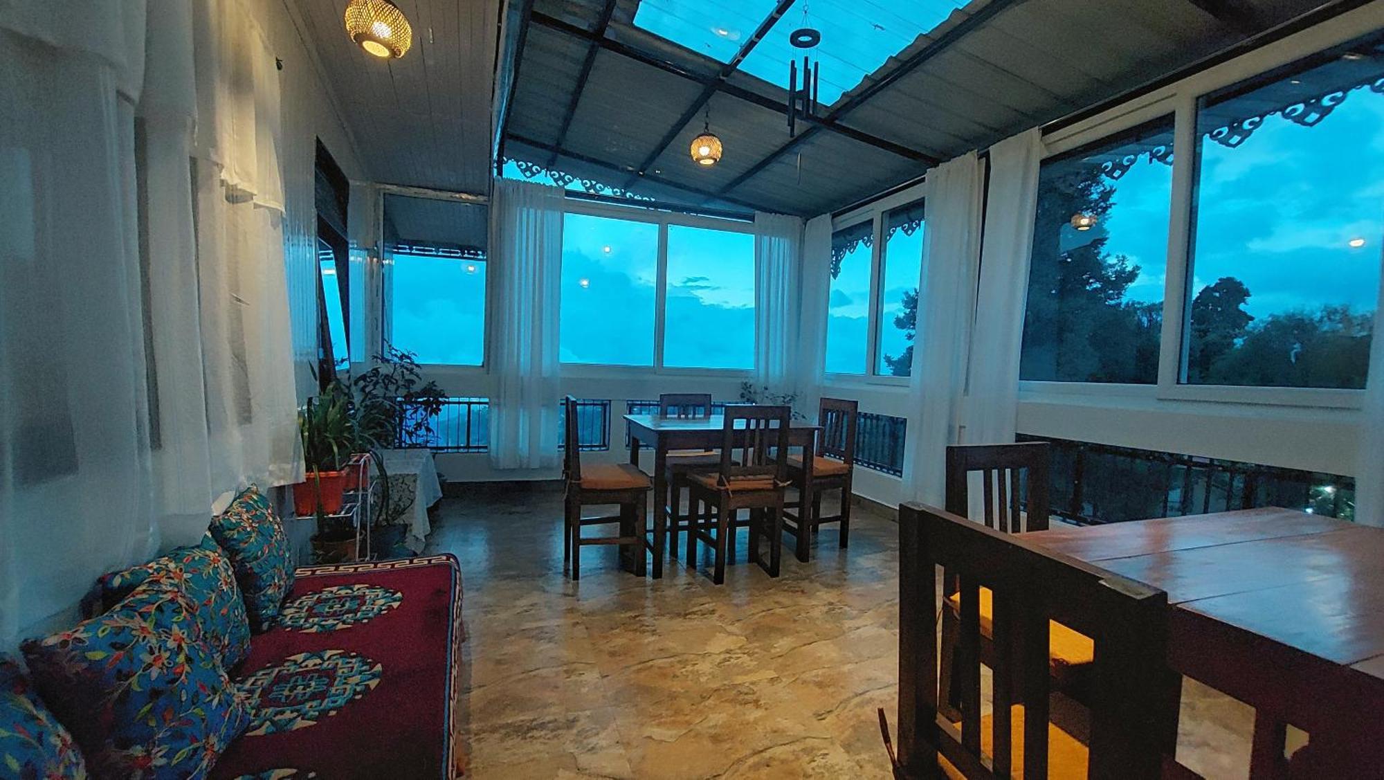 Indivar Homestay Darjeeling  Luaran gambar