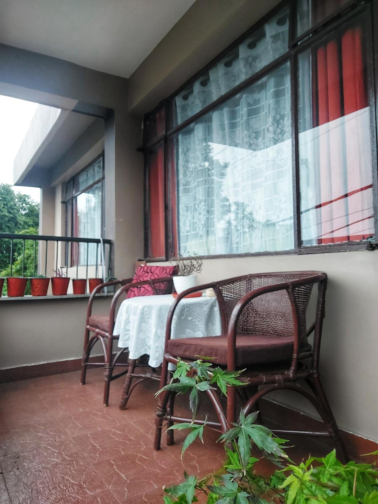 Indivar Homestay Darjeeling  Luaran gambar