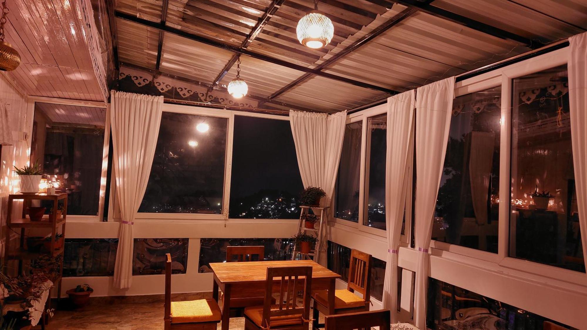 Indivar Homestay Darjeeling  Luaran gambar