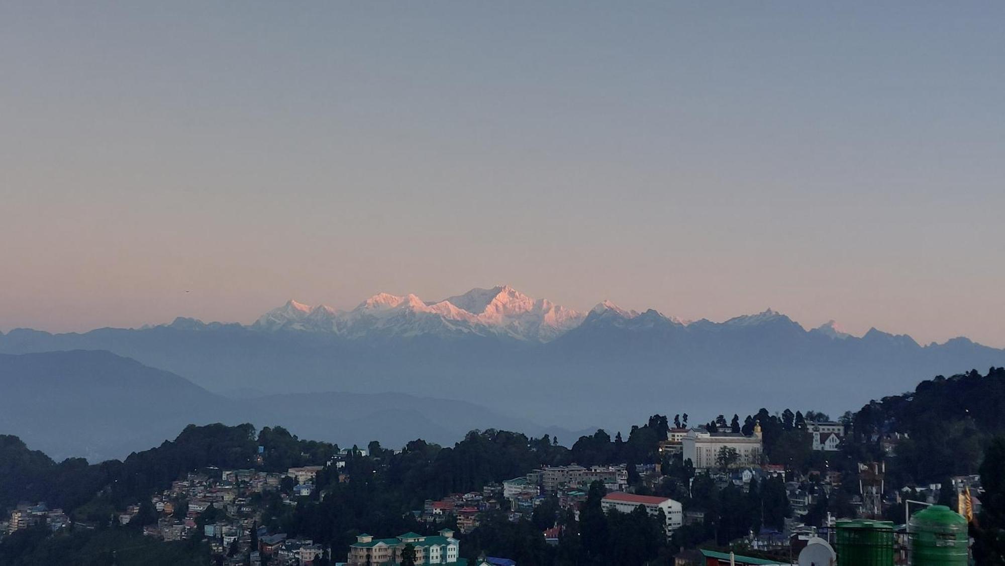 Indivar Homestay Darjeeling  Luaran gambar